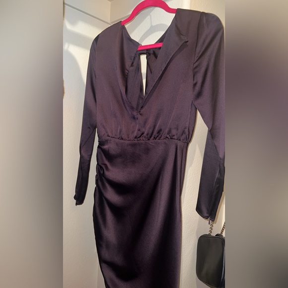 Marciano by Guess dress in a size 2. - Picture 2 of 5